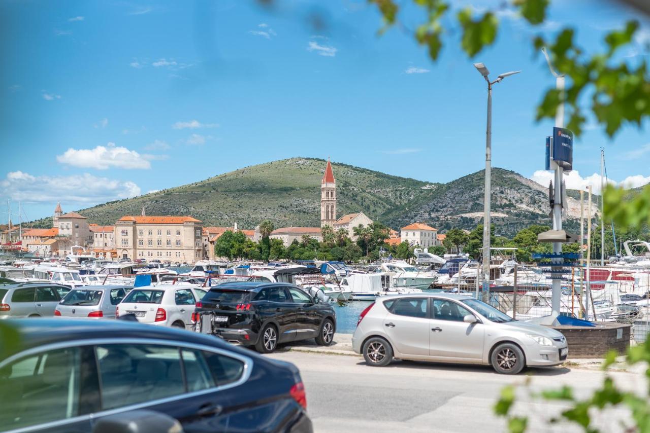 Apartments Bozan Trogir Eksteriør billede