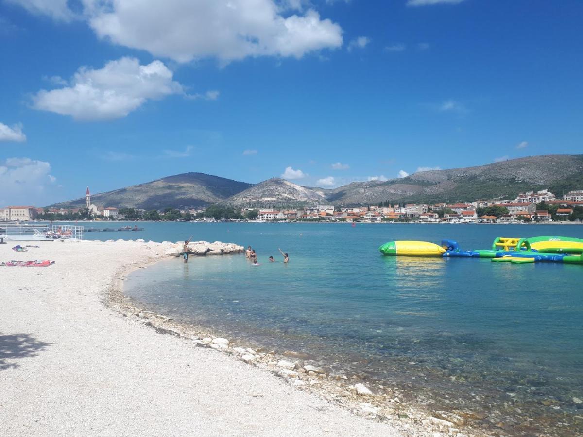 Apartments Bozan Trogir Eksteriør billede
